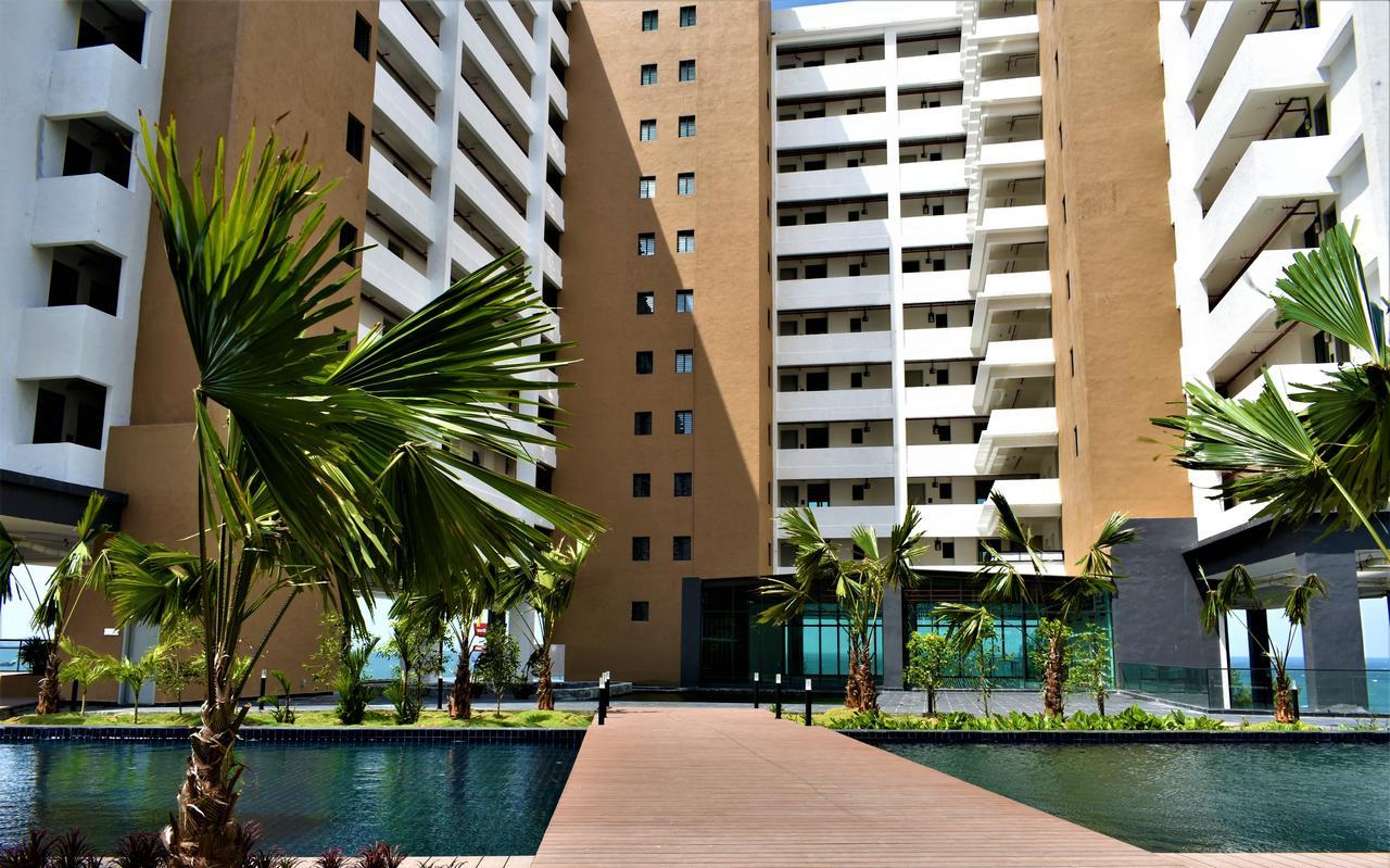 D'Wharf Hotel & Serviced Residence Port Dickson Extérieur photo