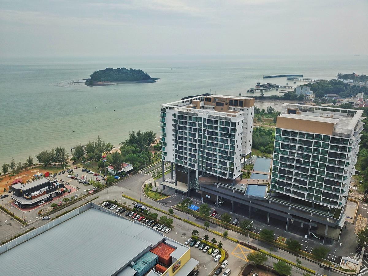 D'Wharf Hotel & Serviced Residence Port Dickson Extérieur photo