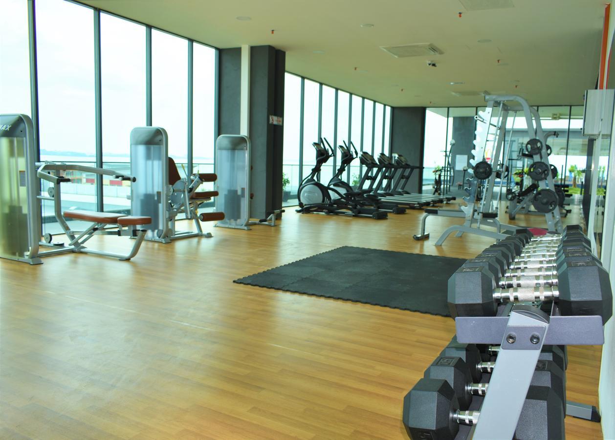 D'Wharf Hotel & Serviced Residence Port Dickson Extérieur photo