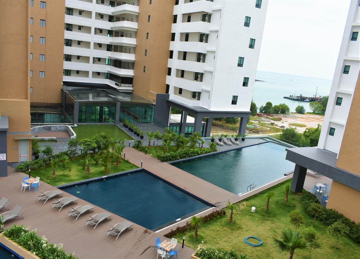 D'Wharf Hotel & Serviced Residence Port Dickson Extérieur photo