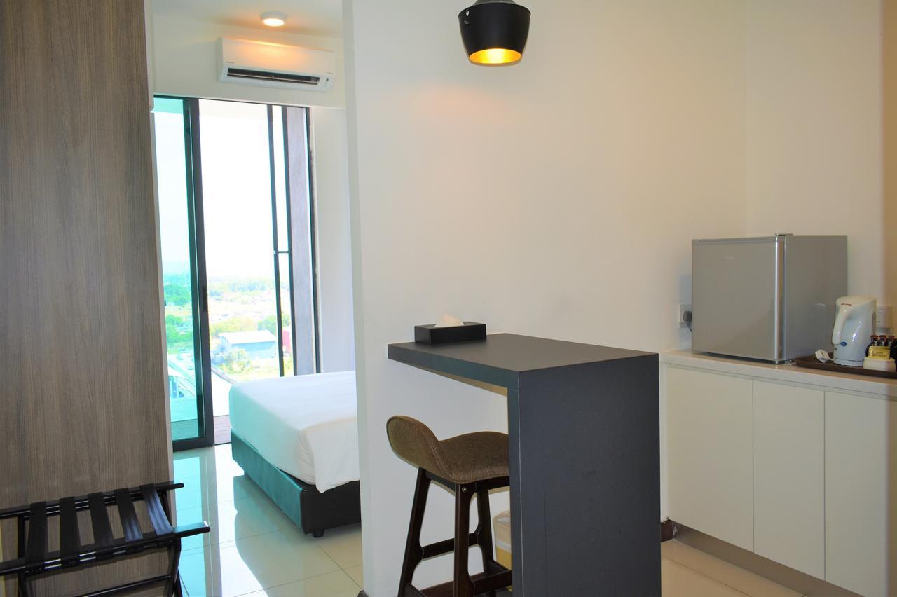 D'Wharf Hotel & Serviced Residence Port Dickson Extérieur photo