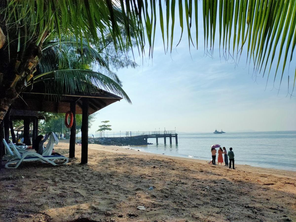 D'Wharf Hotel & Serviced Residence Port Dickson Extérieur photo
